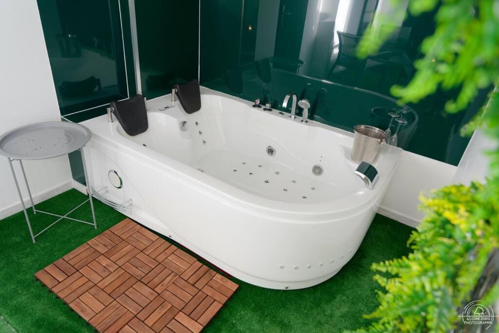 Suite Le Loft & Garden Et Spa By Nancyintimelounge Exteriér fotografie