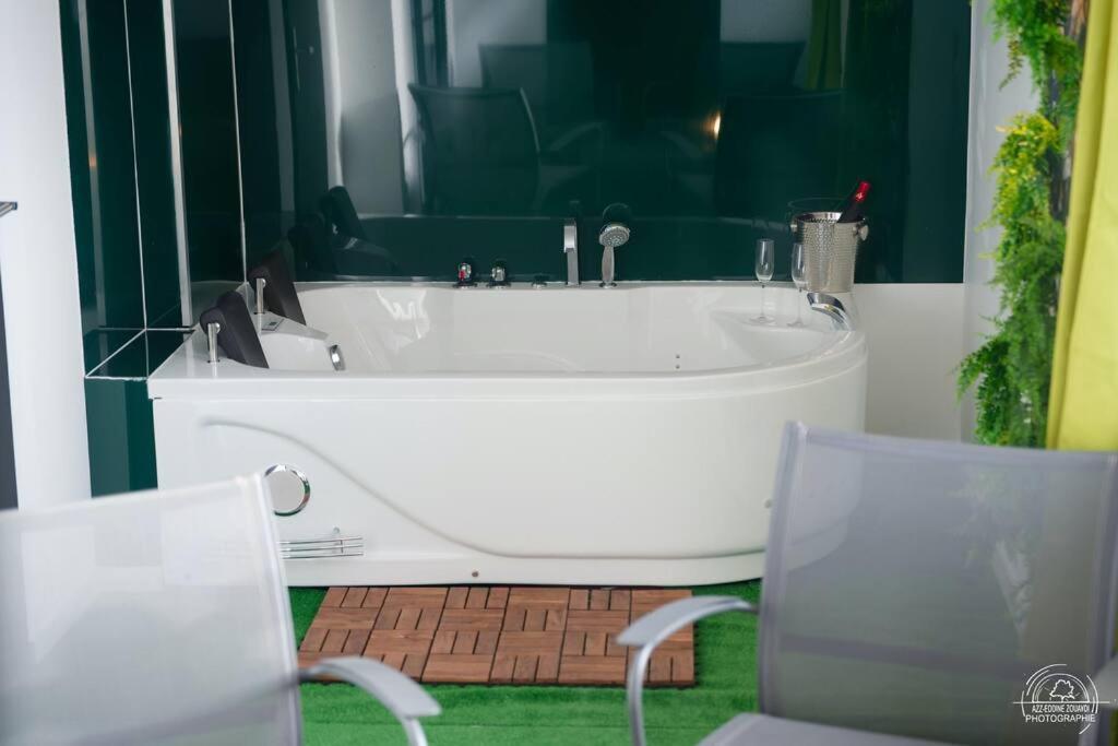 Suite Le Loft & Garden Et Spa By Nancyintimelounge Exteriér fotografie